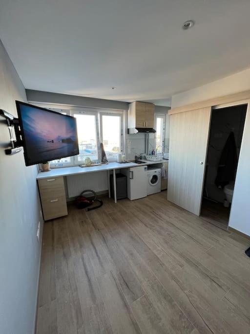 Apartamento Super Studio En Face De La Gare De Mulhouse Exterior foto