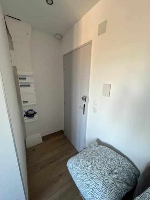 Apartamento Super Studio En Face De La Gare De Mulhouse Exterior foto