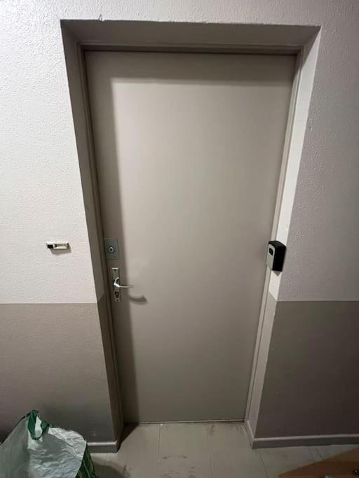 Apartamento Super Studio En Face De La Gare De Mulhouse Exterior foto